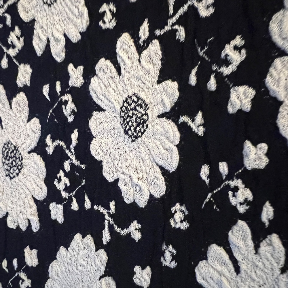 COCO CC COCO Button Floral All-Over Print Cotton … - image 3